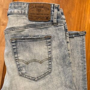American Eagle Outfitters Men's Faded Blue Slim Jeans